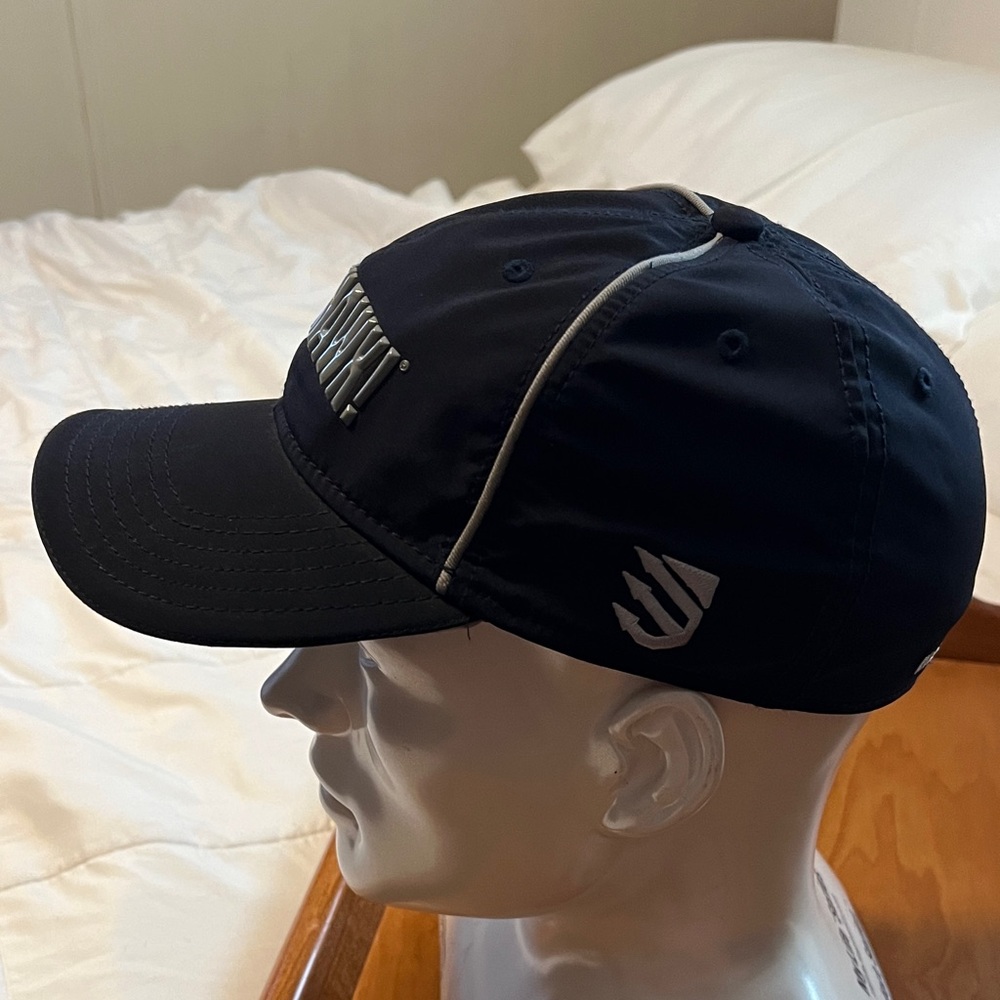 Navy Men's Performance Baseball Cap - Picture 2 of 7